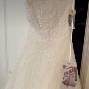 NWT Pronovias Wedding Gown